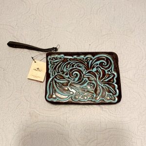 New! Patricia Nash leather clutch
